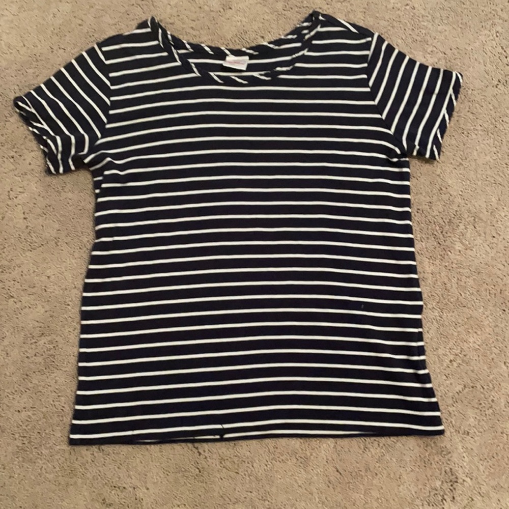 Hanna Andersson navy blue and white striped shirt